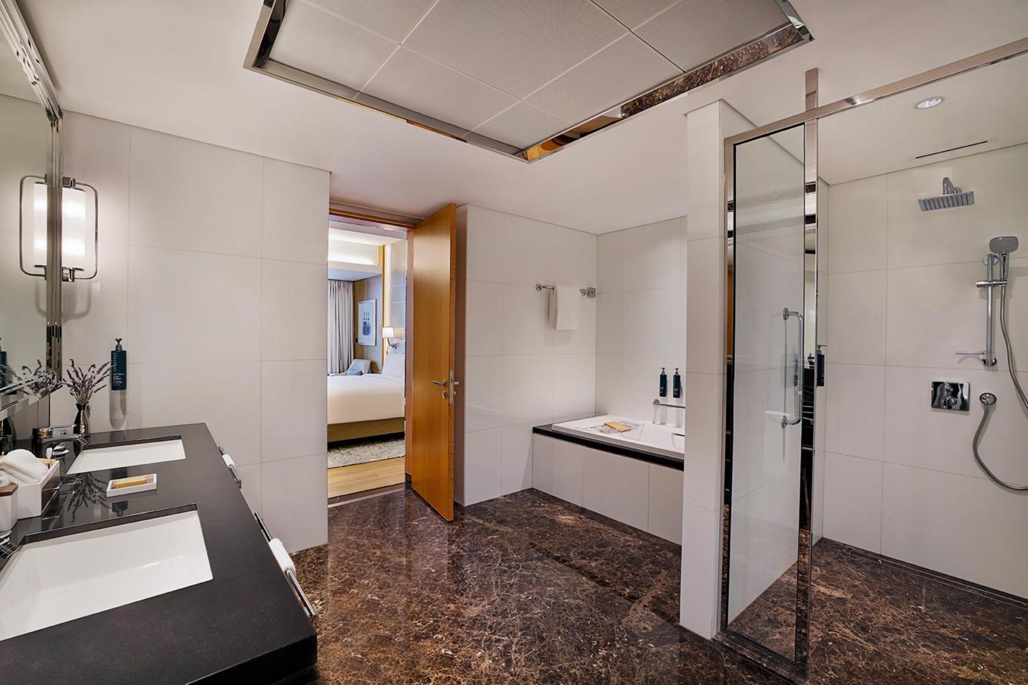 Hilton Palm Jumeirah منتجع