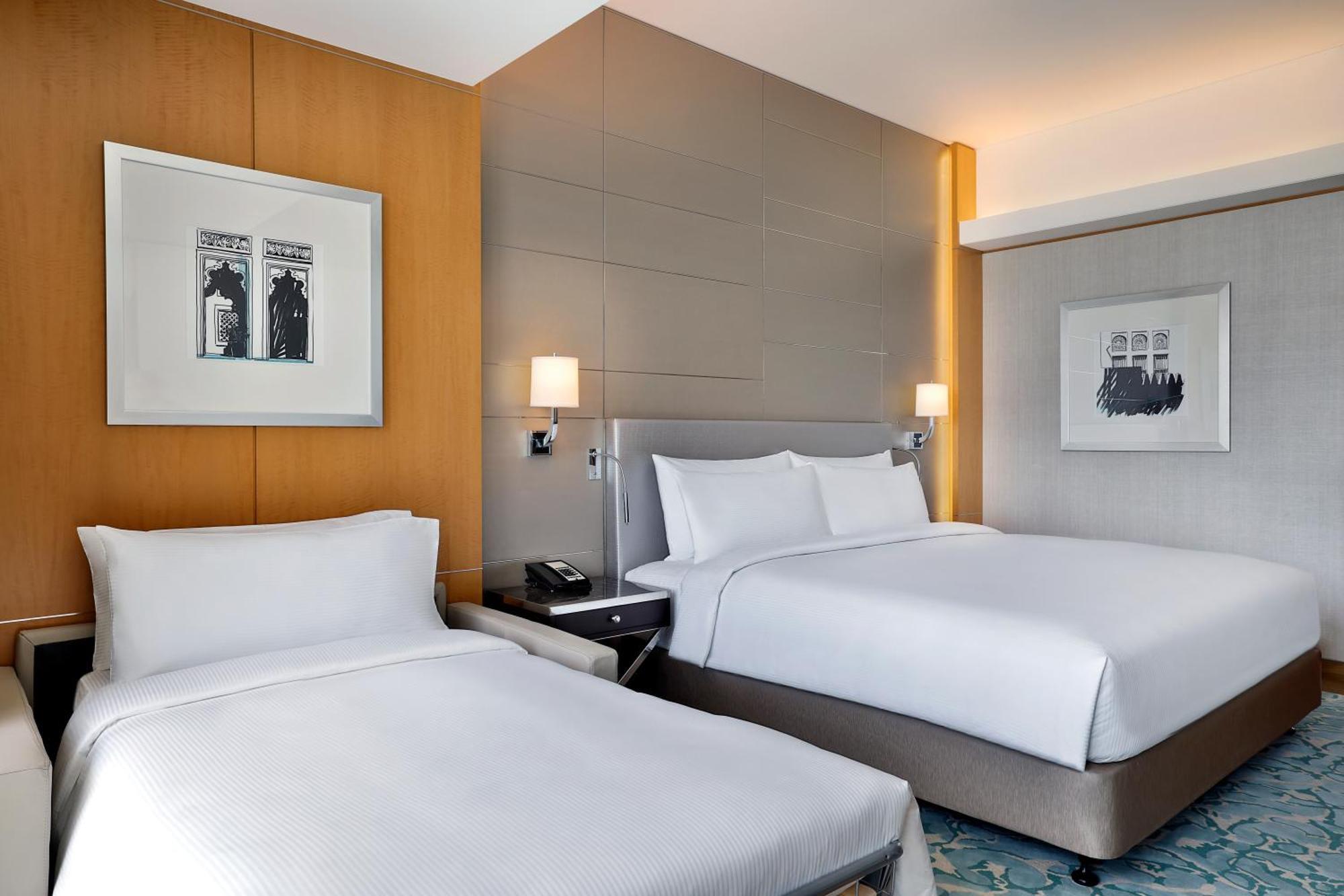Hilton Palm Jumeirah 5* دبي